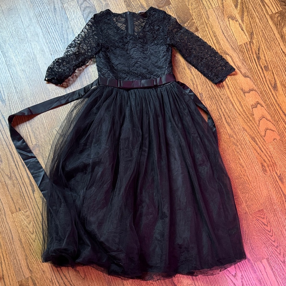 Wednesday Witch Vampire Black Lace Kids Dress size 140 or 7/8